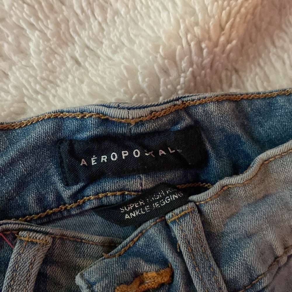 Distressed Blue Jeans - Picture 2 of 3